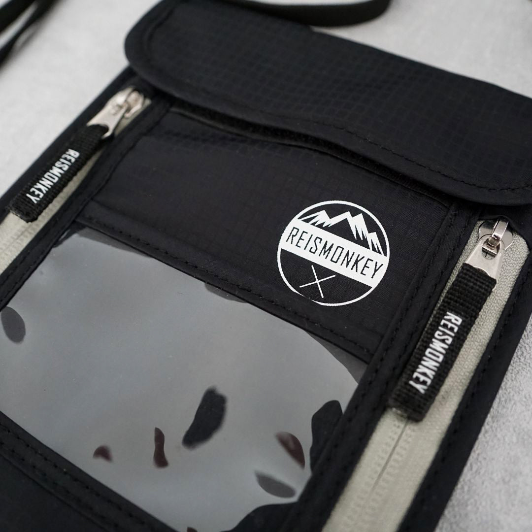 travel wallet